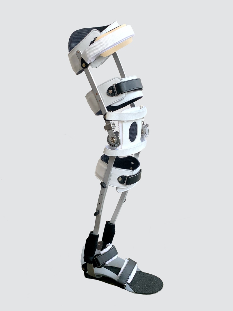 金属支柱付きKAFO カットダウン機構 介助ベルト付き ダイヤルロック膝継手画像